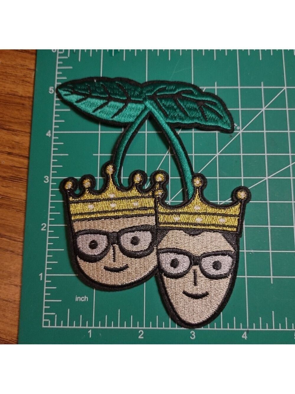 2/$10 Luxury Two Kings Cherry Embroidered Iron On Patch